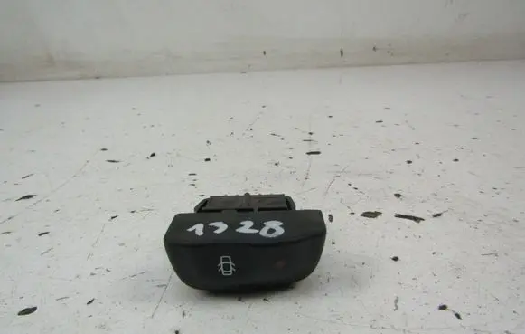 Renault Megane I Central locking switch button 
