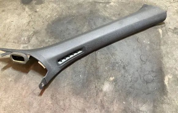 Volvo XC90 (A) pillar trim