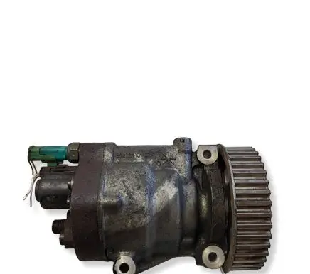 Renault Clio III Fuel injection high pressure pump 8200057225 167009788R 28234982