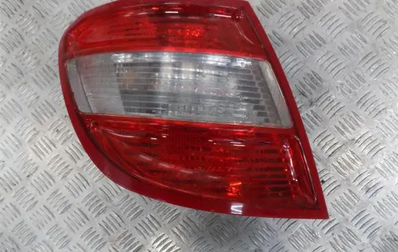 Mercedes-Benz C W204 Rear/tail lights A2048203564 2048203564 763035