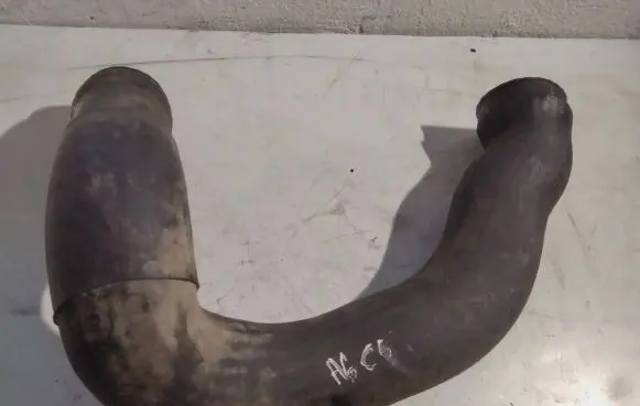 Audi A6 S6 C5 4B Intercooler hose/pipe 4B0145740F