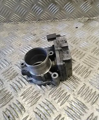 Renault Scenic II - Grand scenic II Throttle valve 8200736114 0702214329 A2C53245045