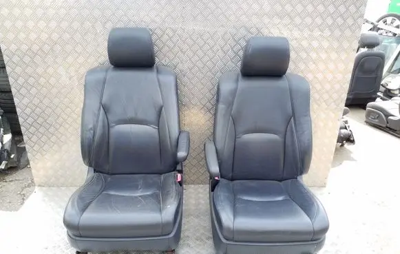 Seat set