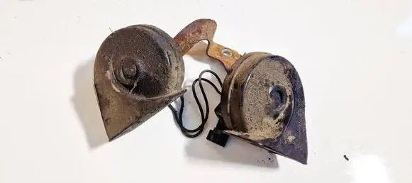 Ford Mondeo Mk III Horn signal