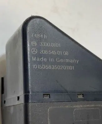 Mercedes-Benz C W202 Ignition lock 2085450108