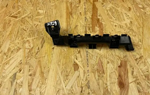 Honda ZR-V Front bumper mounting bracket 712303Y0H0