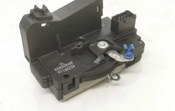 Loading door lock