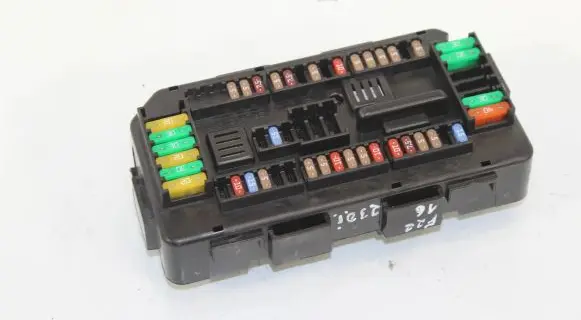 BMW 2 F22 F23 Fuse box set 9389068 19549000001 22072016