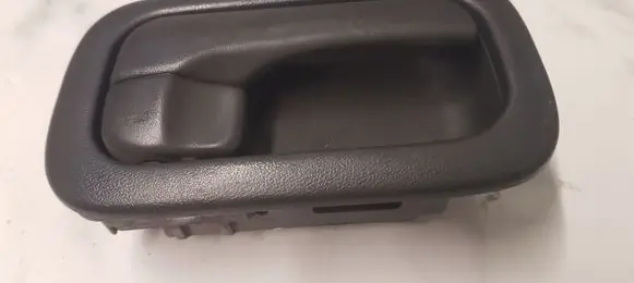 Nissan X-Trail T30 Front door interior handle