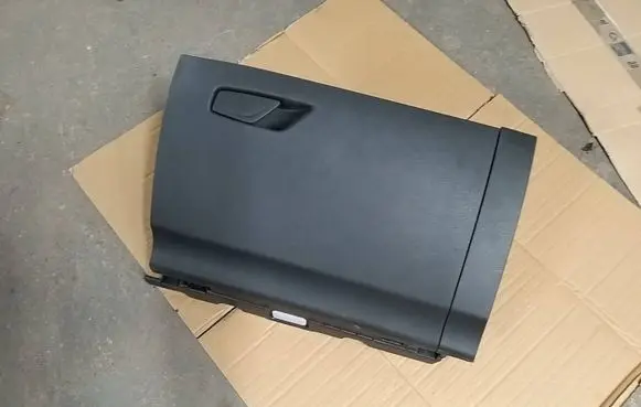 Skoda Octavia Mk4 Glove box 5E4857103