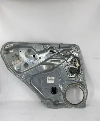 Volkswagen PASSAT B5 Rear door manual window regulator 3B9839751J 48141198862