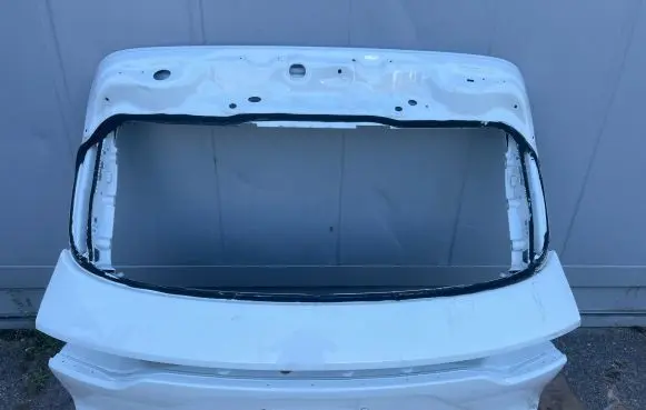 Porsche Cayenne (9Y0 9Y3) Tailgate/trunk/boot lid