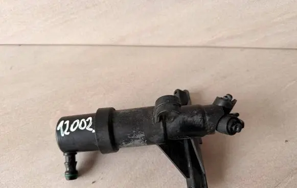 BMW 5 E60 E61 Headlight washer spray nozzle