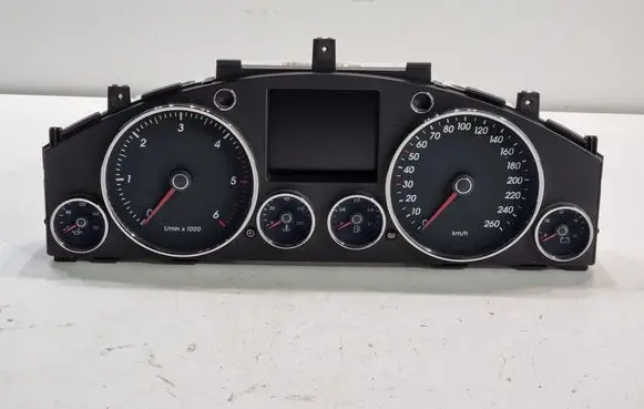 Volkswagen Touareg I Speedometer (instrument cluster) 7L6920881S 0263655614