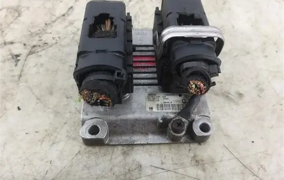 Opel Astra H Engine control unit/module 55351150