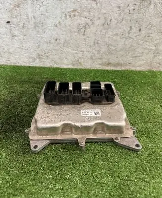 BMW X5 F15 Engine control unit/module 8697391 0261S18911 1039108435
