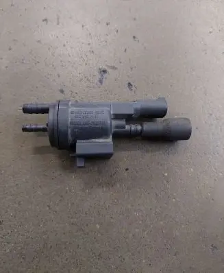 Valve vacuum