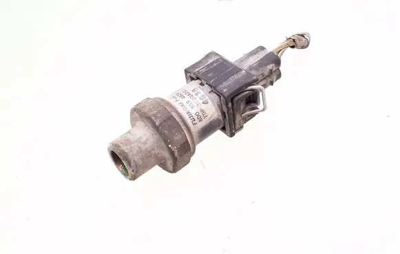 Audi A6 S6 C5 4B Air conditioning (A/C) pressure sensor 8D0959482A