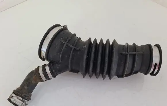 Ford Mondeo MK V Air intake hose/pipe DS739C662MF DS739R504MB
