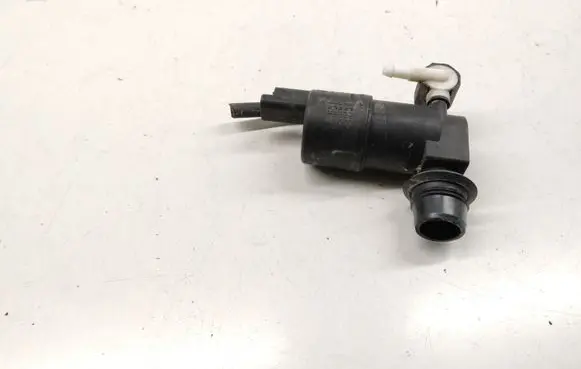 Renault Kangoo II Windscreen/windshield washer pump 9641553880