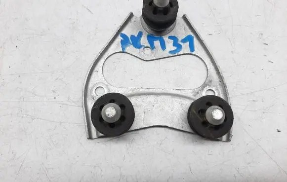 Volkswagen Touareg II ABS pump bracket 7P0614235