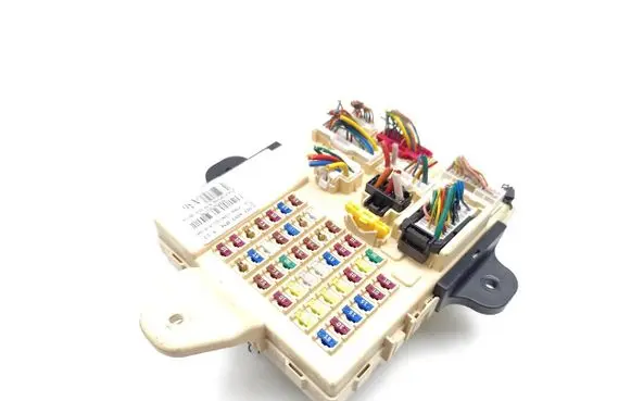KIA Sorento Fuse module 95400-2P934 954002P934