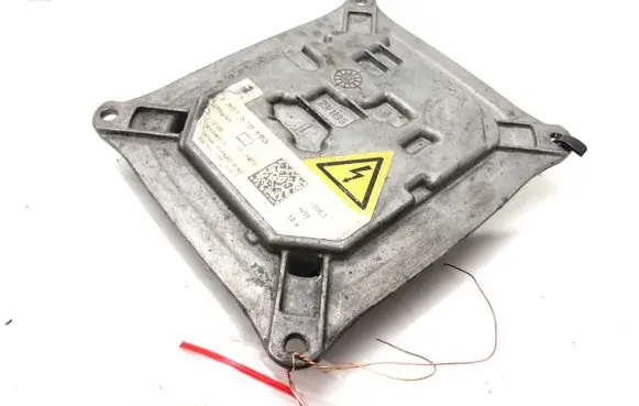 Audi A4 S4 B6 8E 8H Voltage converter/converter module 1307329193