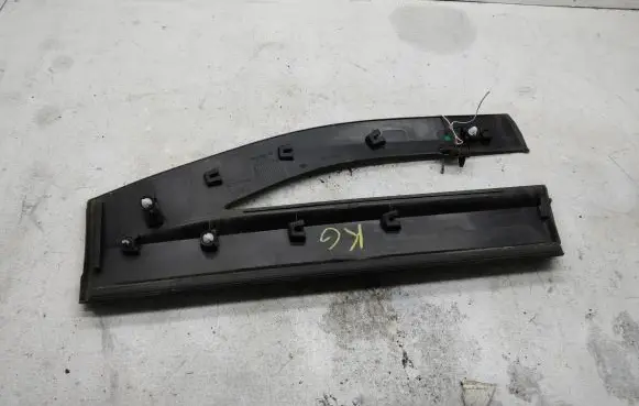Opel Mokka B Rear door trim (molding) 9841010680 W51851