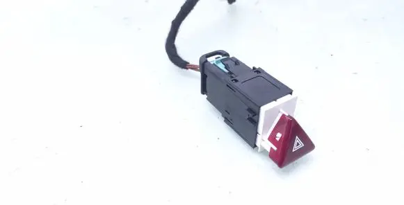 Volkswagen PASSAT B6 Hazard light switch 3C8953509