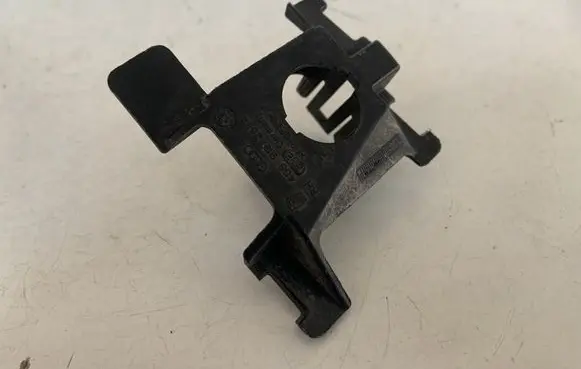 Audi A7 S7 4G Front parking sensor holder (PDC) 4G8919268A