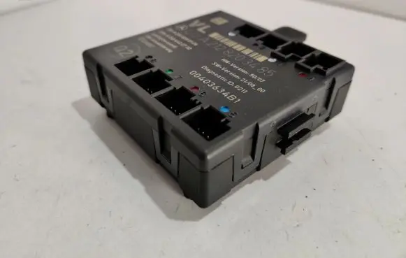 Mercedes-Benz C W204 Door control unit/module A2128203485