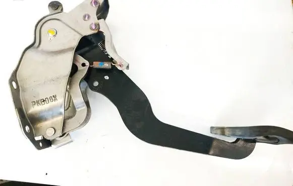 Honda CR-V Brake pedal PKB06X