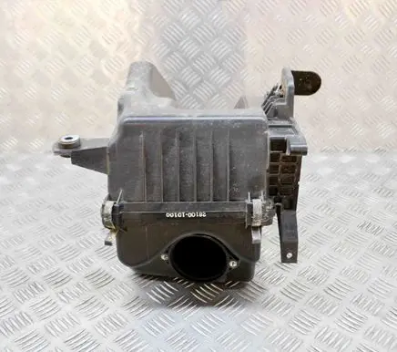 KIA Carens III Air filter box 281001D100