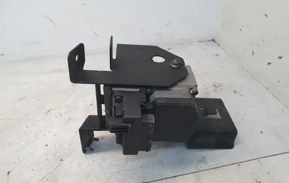 Toyota Avensis T250 ABS Pump 0273004