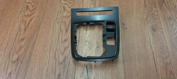 Renault Scenic IV - Grand scenic IV Gear shifter surround trim plastic 969333970R
