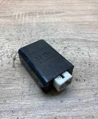 Lexus IS 220D-250-350 Window wiper relay 1015791880