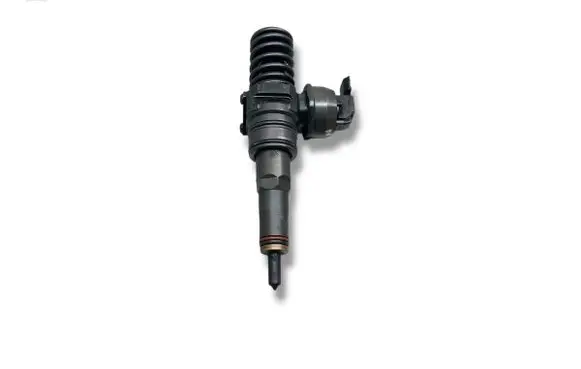 Volkswagen Golf V Fuel injector 038130073AG