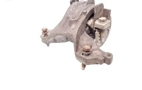 Peugeot 407 Engine mount bracket 326B95
