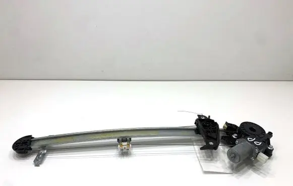 Suzuki Swift IV Front door window regulator with motor 8346052R00