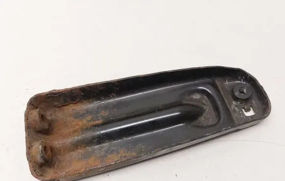 Radiator support slam panel bracket