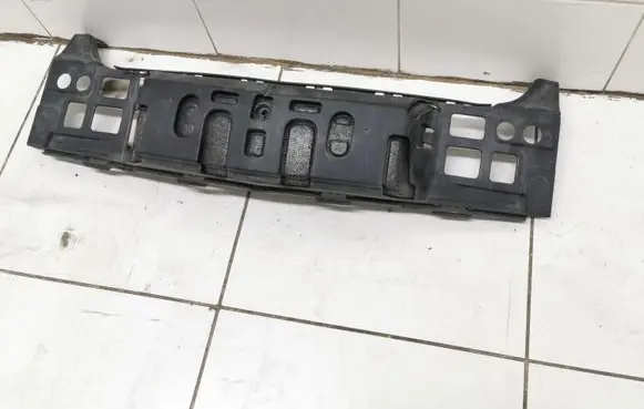 Mercedes-Benz E W211 Front bumper mounting bracket A2118800703 A2118851037