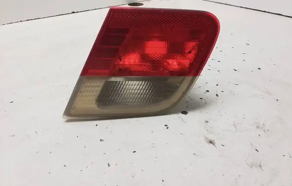BMW 3 E46 Tailgate rear/tail lights 8364728