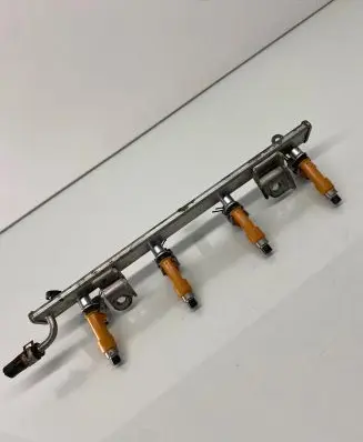 Suzuki Swift I Fuel injectors set 2975000120