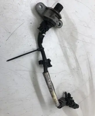 Volvo V40 Crankshaft position sensor D31303282002 31303094