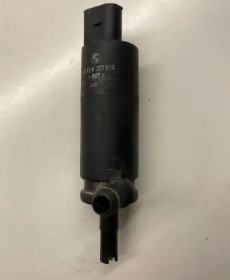 BMW 7 E65 E66 Windscreen/windshield washer pump 8377613