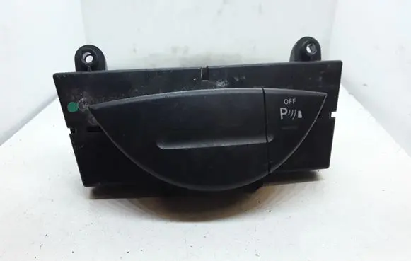 Mercedes-Benz E W211 Hand parking brake switch 2118216958 03751222