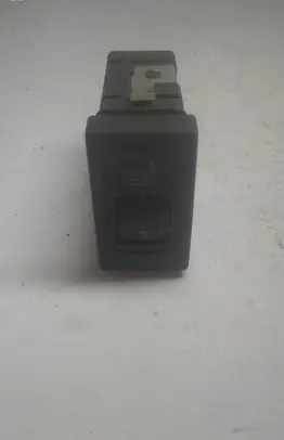 Volkswagen PASSAT B5.5 Seat heating switch 3B0963564C