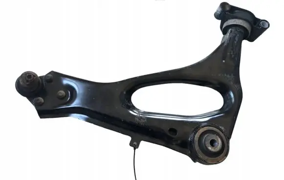 Mercedes-Benz Vito Viano W447 Front control arm 4473303500