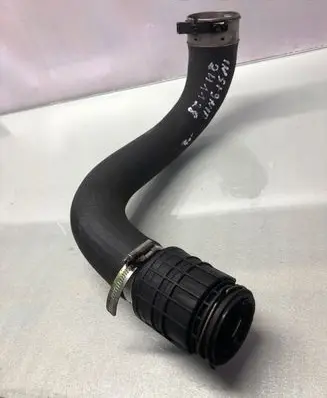 Opel Insignia B Intercooler hose/pipe 39176672