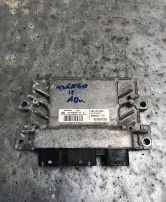 Renault Twingo II Engine control unit/module ECU 8201076690
